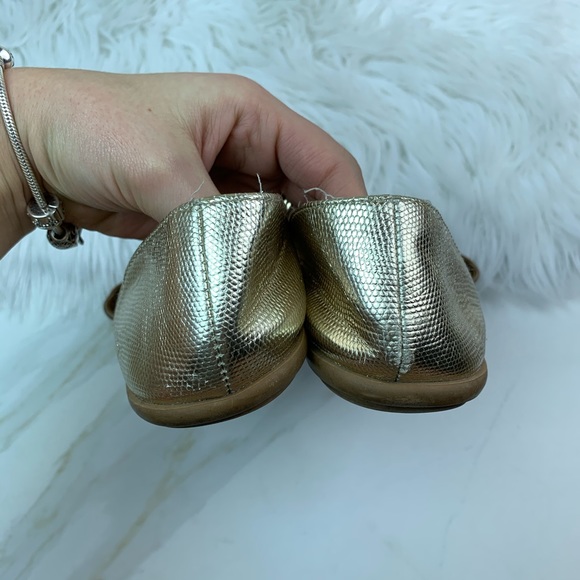 🔥4 for 25 Dolce Vita Brown & Gold Flats - Picture 4 of 7